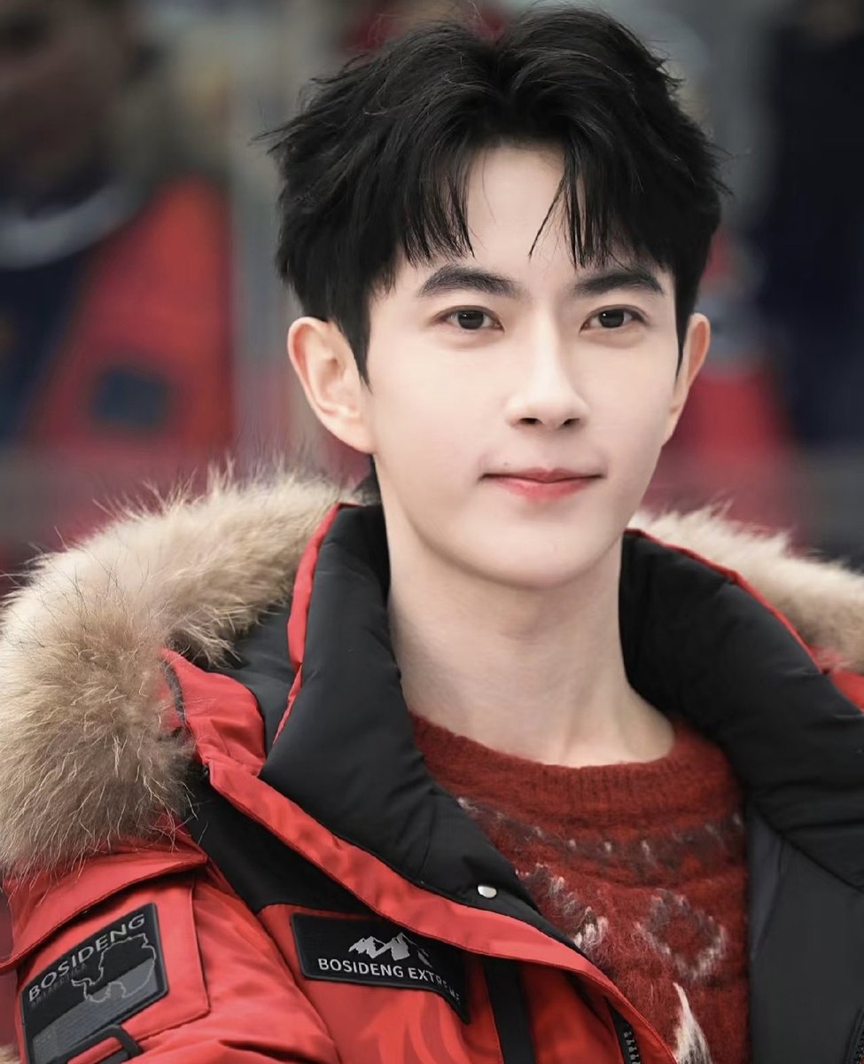 Jinger9037's tweet photo. #于朦胧 #YuMenglong于朦胧 
如果你想为于朦胧发声，你可以找证据，顶热度，发词条，要求公开尸检报告，案件细节，执法记录

如果你不是为他发声，那请先了解他再评论

会发现他是个很好的人

所以不要为了满足自己的恶趣味造黄谣，带点脑子也给自己积点口德

非粉，不希望他未得到正义，还被乱说 https://t.co/kW9XPkOoUV