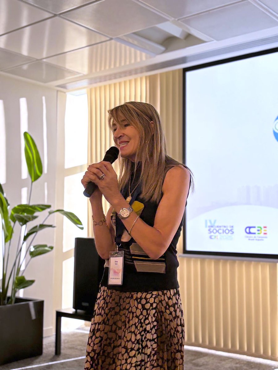 🇧🇷 <a href="/MadridNetwork/">Madrid Network</a>  participó en el IV Encuentro de Socios de la <a href="/CamaraBr_Esp/">Cámara Brasil-España</a> , anunciando un convenio de colaboración para fortalecer relaciones empresariales entre #Madrid y #Brasil. ¡Gran oportunidad para la innovación! 🚀 #Networking  <a href="/gemasanzs/">Gema Sanz Sanz</a> <a href="/stratesys/">stratesys</a>