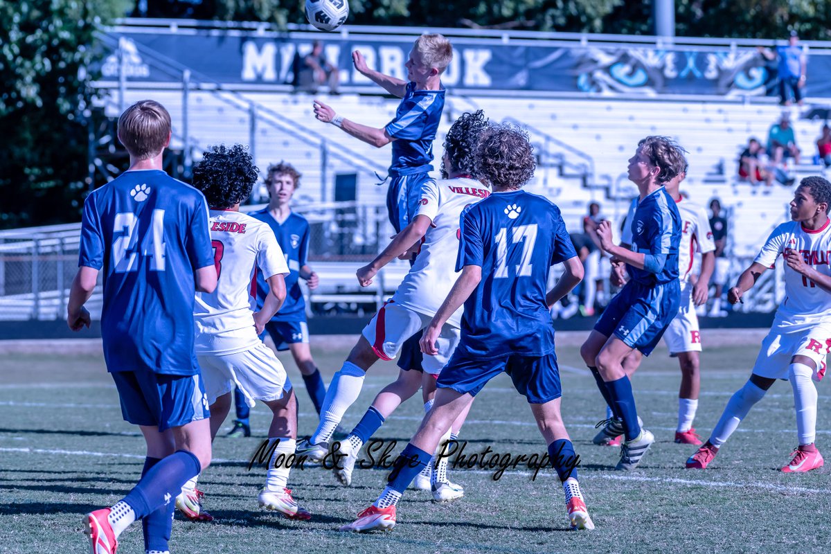 MoonSkyePhoto's tweet photo. At Millbrook HS the JV Boys soccer team played Rolesville

@soccer_mhs
https://t.co/DlH5qtofaJ
https://t.co/YXVRIEW2K0 https://t.co/IzkBJ7uqPz