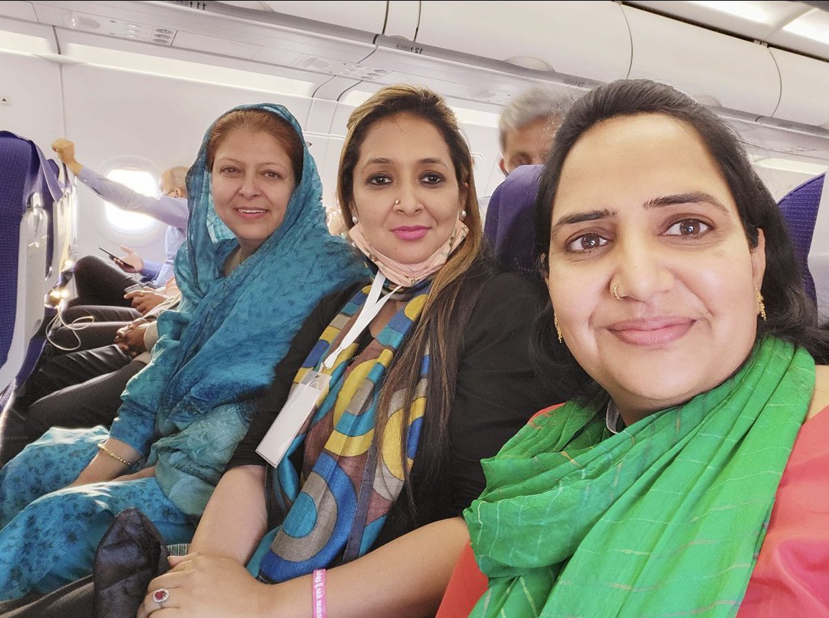 advtongar's tweet photo. रामगढ़ की पूर्व विधायक , अलवर की ज़िला प्रमुख रही राजस्थान प्रदेश कांग्रेस कमेटी की महासचिव Shafia Zubair जी को जन्मदिन की हार्दिक शुभकामनाएँ ।। @safiazuber
#Aryaan #Shafia Zubair https://t.co/orc5yTAoVu