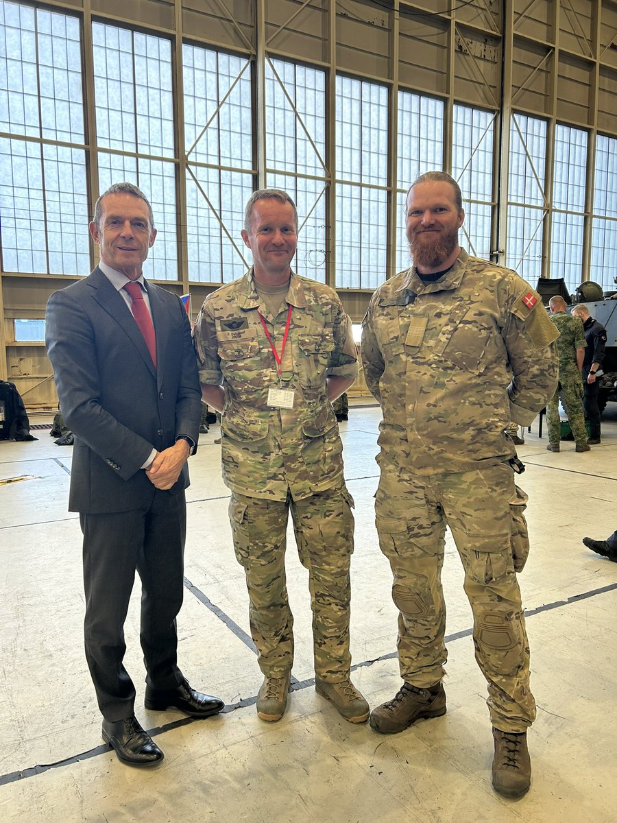 Northern Challenge 2025 is a #NATO exercise taking place in #Keflavik Airbase in #Iceland. #DK is contributing with a bataljon of 90 soldiers. #Arctic