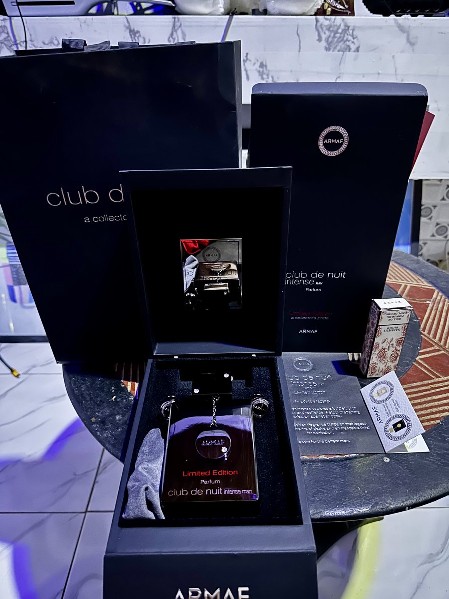 SerRobert2's tweet photo. @UTDcomical @Speedracerf1 @GentlemenGuideX This is the highest grade of club de nuit intense men.
It’s an EDP wey dem top it up https://t.co/GCu5M4vQWP