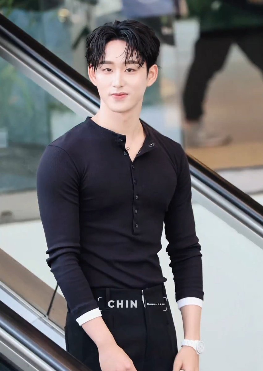 🧎🏻‍♀️🧎🏻‍♀️🧎🏻‍♀️
#WilliamEst #วิลเลี่ยมเอส #williamjkp  #est_rvp