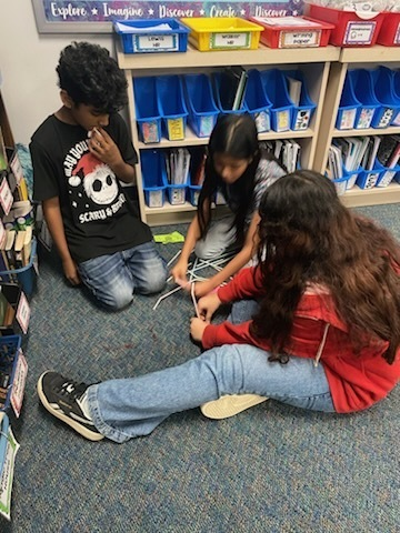 Travis_TWolves's tweet image. Teamwork makes the dream work! 💕🏗️ Our 6th graders built towers together while exploring different forms of government. Learning + laughter = success! 🌟 #CooperativeLearning #FutureLeaders