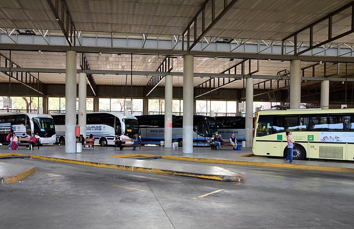 🚴‍♀️MOVILIDAD | 📢Denunciamos la inacción del Gobierno andaluz en materia de movilidad sostenible para su personal.
Se beneficiaría a más de 55.000 personas trabajadoras y a miles de usuarias pero sigue sin poner en marcha un plan de movilidad en sus centros administrativos 😠