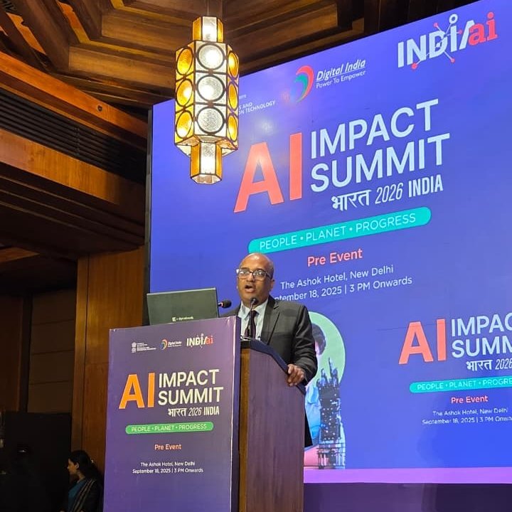 NICMeity's tweet photo. The whole world is looking after India; we are trying to give a summit that will not only be a forum where people come and talk, but a forum wherein action plan for the future will be laid down: Shri Abhishek Singh, IAS, Addl. Secretary, MeitY &amp; DG, NIC
https://t.co/knPzfwKiEG https://t.co/G4sgTPGIHw