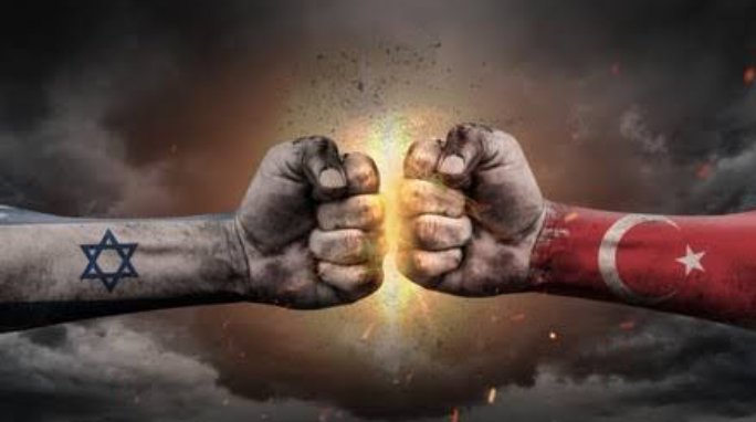 1
Sinan Ateş kumpası döneminde toplu olarak MHP ve Ülkü Ocakları'na yönelik örgütlü saldırıyı gerçekleştiren, yurt dışı destekli karanlık mihraklar, günümüzde de aynı operasyona başladı.

Devlet Bey'in "emniyet ve yargı içindeki FETÖ unsurları" açıklamasından rahatsız olan yapı,