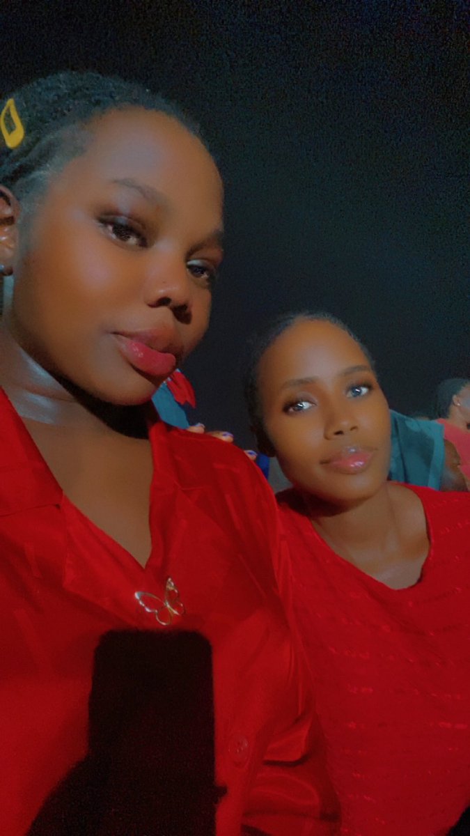 Something in our spirits knew it was a prophetic sermon so we did red 🤗meanwhile we tied chargers😭<a href="/atuhaireAngie13/">Angela Atuhaire</a> 

#Phaneroo 
#TheSpiritOfAWarrior