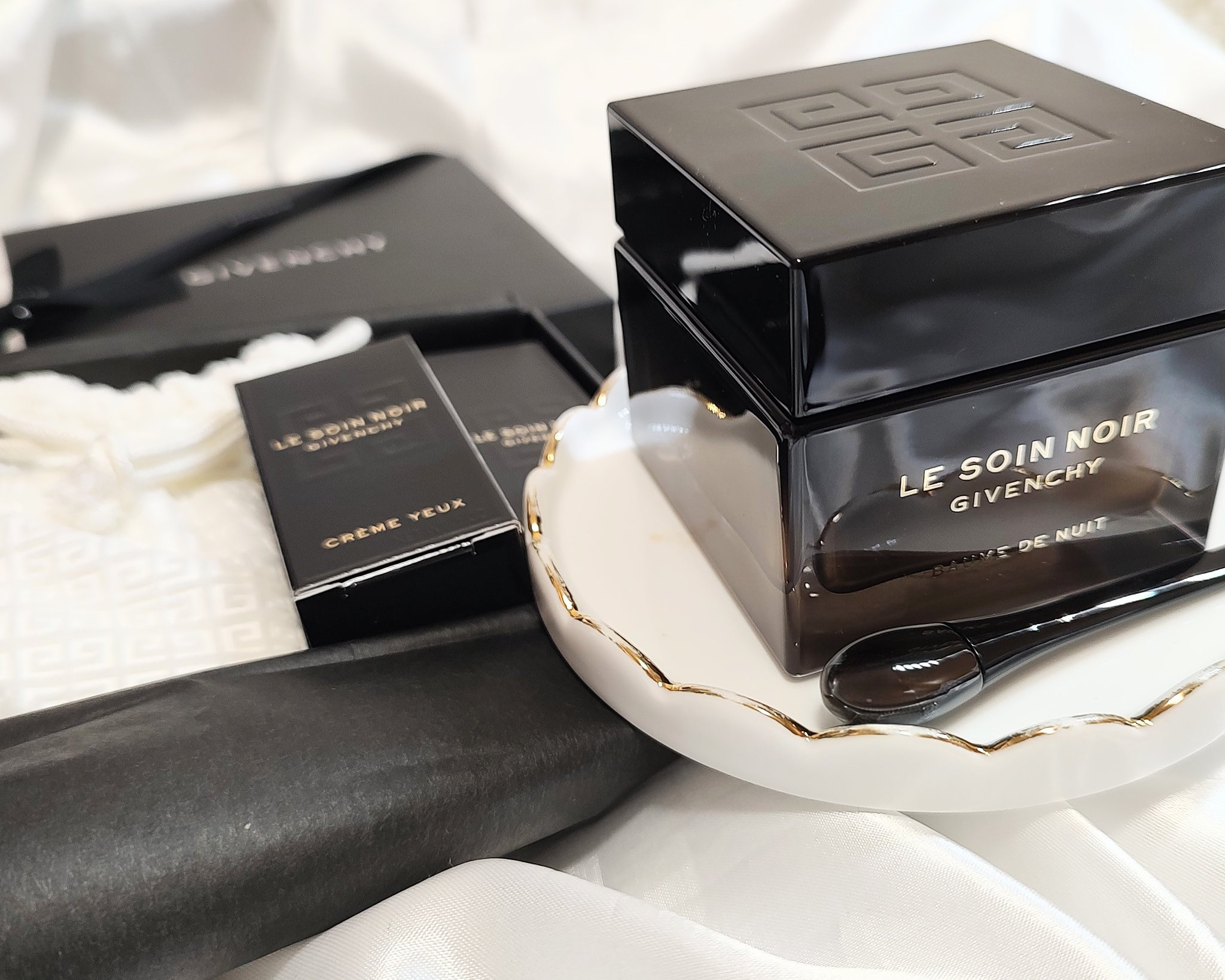 ソワーニュ　ナイト　クロノバランス　クリーム　M ソワーニュ / ナイト クロノバランス クリーム R／Mの公式商品情報