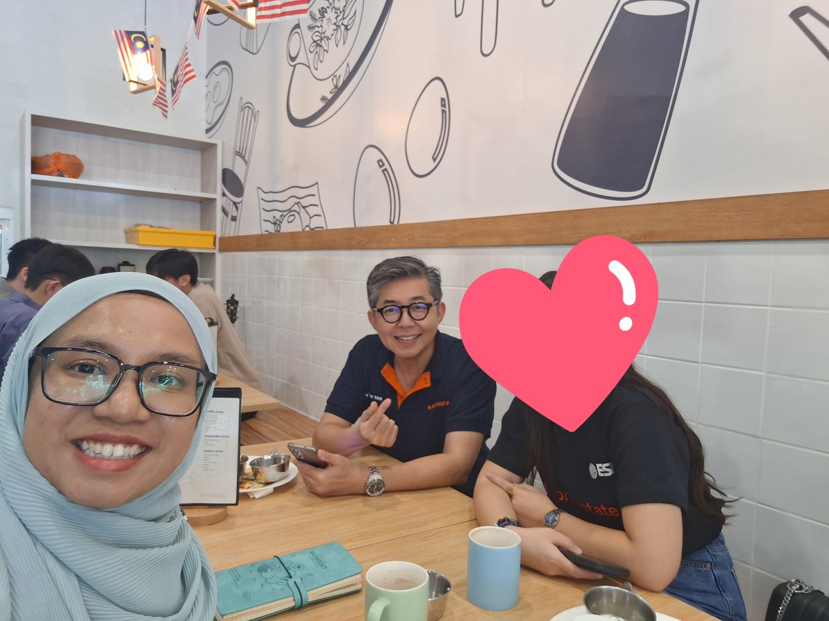 Aishah Aziz 🍉 tweet media