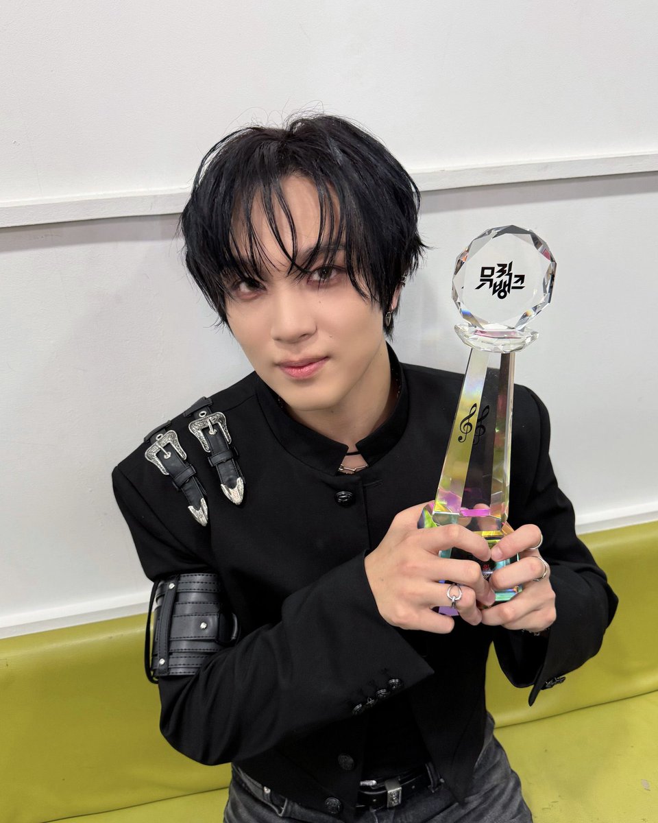 i can’t even put into words how proud I am of Mark &amp; Haechan. watching you both grow and now seeing you shine as solo artists is so emotional. you’ve worked so hard, seeing you get that 1st win — you deserve every bit of it. this is ur moment, and I’m beyond happy to witness it🥺