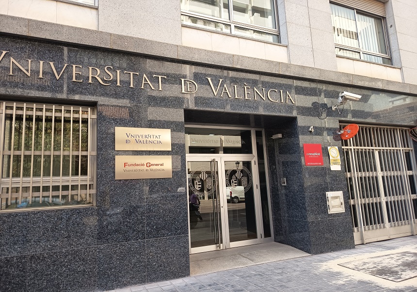 Nova adreça de la Secció d'R+D+I Internacional de la Universitat de València: Carrer Amadeu de Savoia, nº 4 planta 2 – 46010 València links.uv.es/Ty5zB02