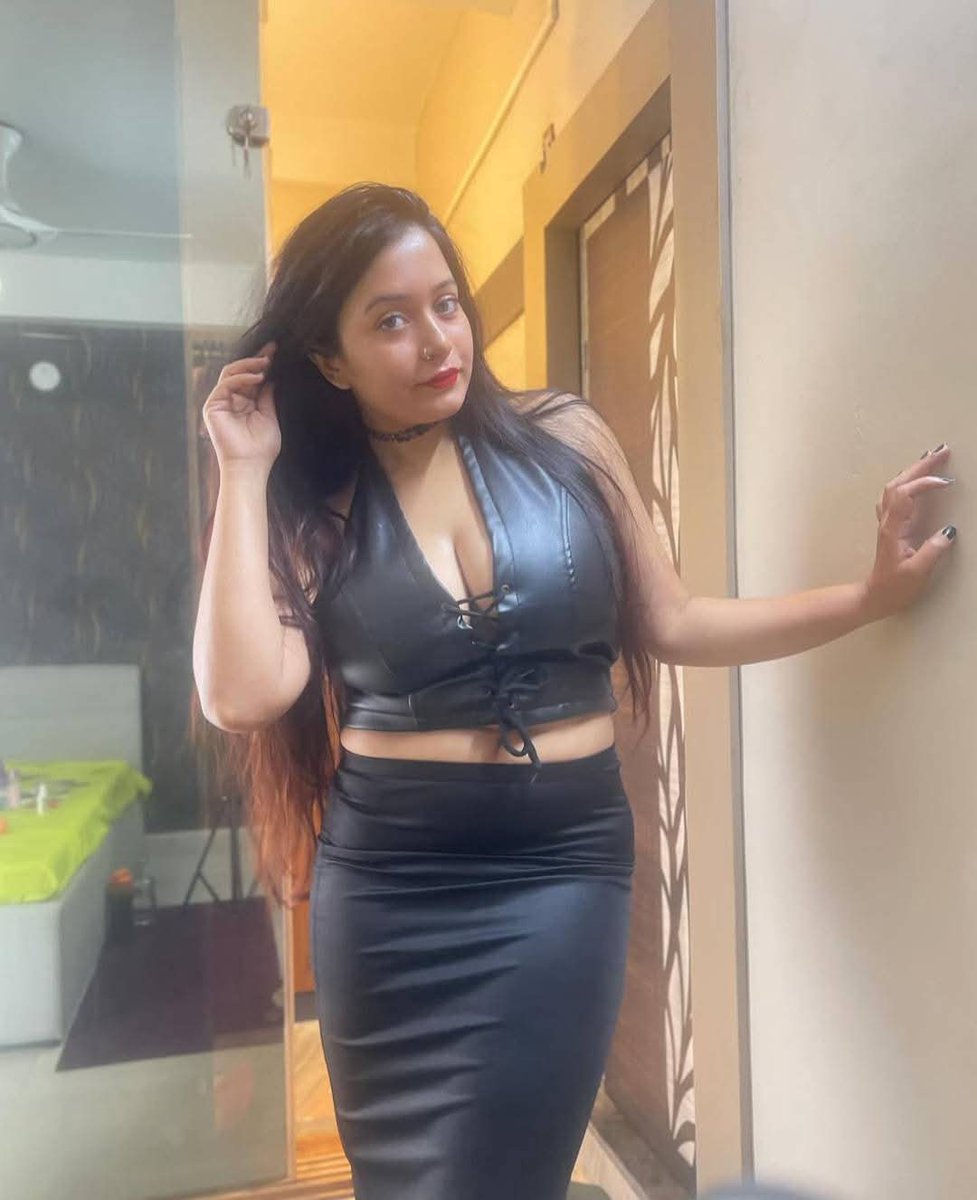 ازيكم يا كلابي العايز يحجز سشين تمام السشين هيكون يوميا وبنسبه لسشين السليف ماركت سيتم اختيار سليف يقعد عندي اسبوع والحجز عند الملكه اميره والسسين هيكون عندها  هختار افضل سليف شيك ومطيع ونضيف وممكن بعد الحجز لو كويس مش هاخد منه اي فلوس تاني والاكل والشرب عليا يلا مين هيكون كلبي