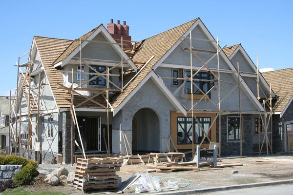 BarTWindows's tweet image. New home buyers, if you could ask your future self one question about your new home purchase, what would it be? 🏠 

Whether it&apos;s consistent room temps or summer utility bills, ask our experts your questions here! 💬🗨️

BarTWindows.com