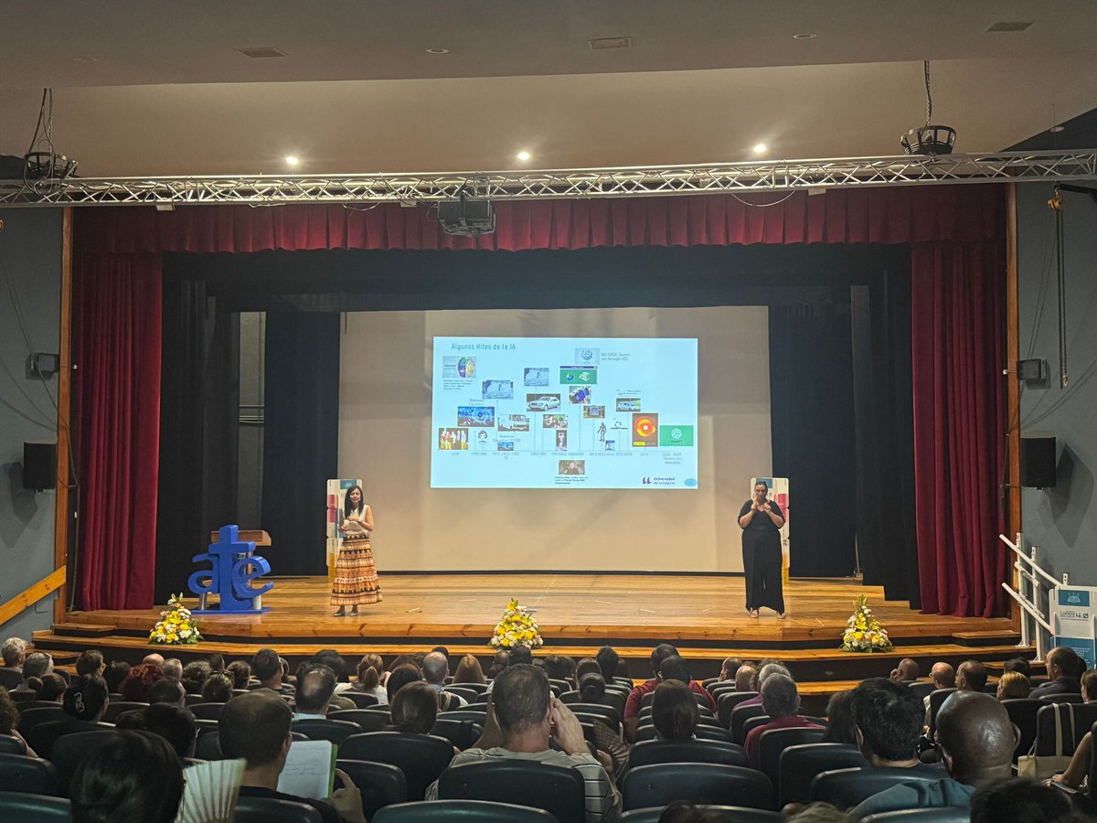 Cerramos las Jornadas de Código Escuela 4.0, de nuevo, con más de trescientos docentes en Gran Canaria. ¡Gracias por acompañarnos!