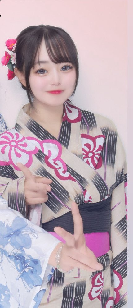 既に投稿してたんだね。
もう人が多すぎる夏祭りは満足😋
夏は色んな経験したから気が向いたらまた投稿しようかな
