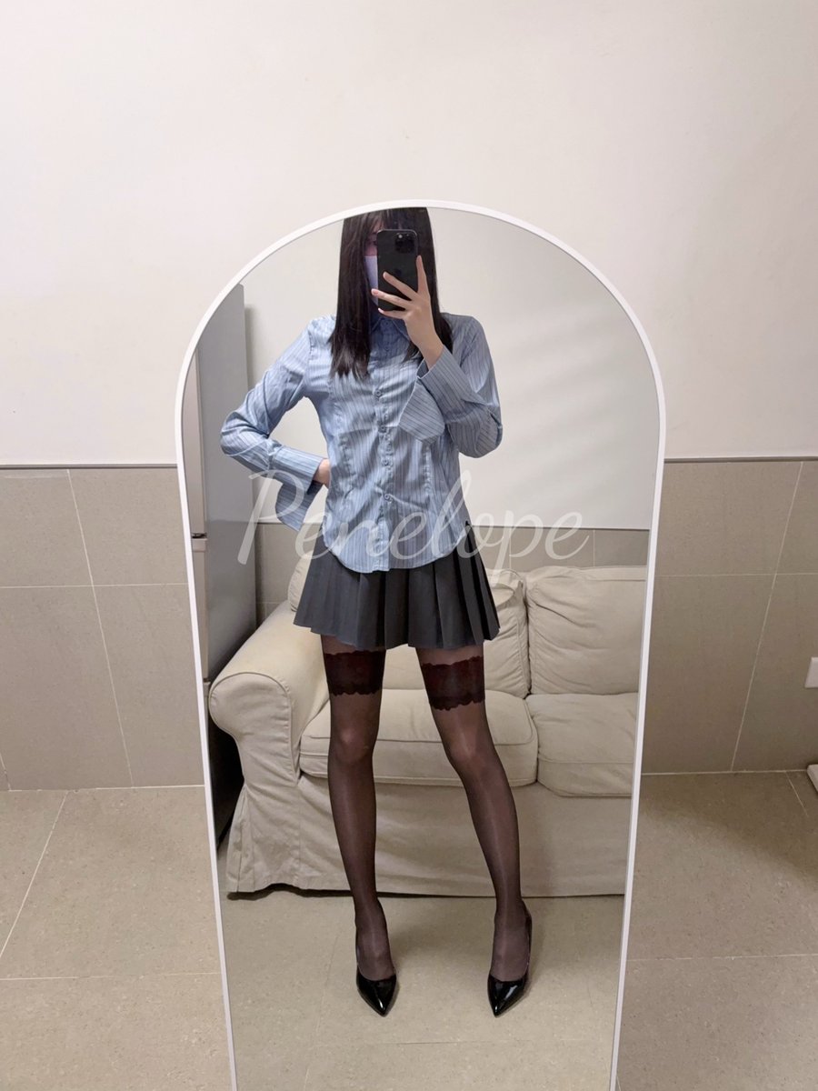丝里丝3.0
#伪娘 #黑丝 #女大