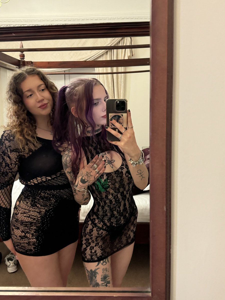 looking for some personal attention from 2 of your favourite scottish girlies? 

check out our boyfriend joi😝

unlockt.me/v/d0ba3c6a97
<a href="/Katanoee/">Kiera</a>