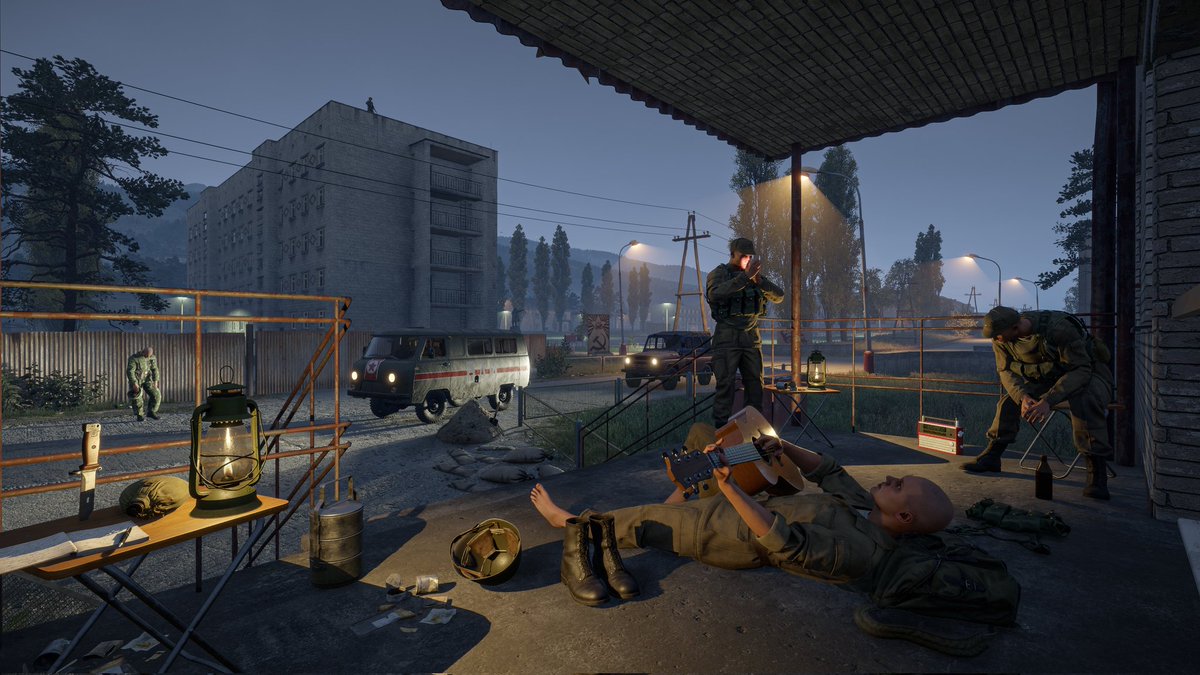 HQ Commander is gearing up for tomorrow. The troops are awaiting orders.