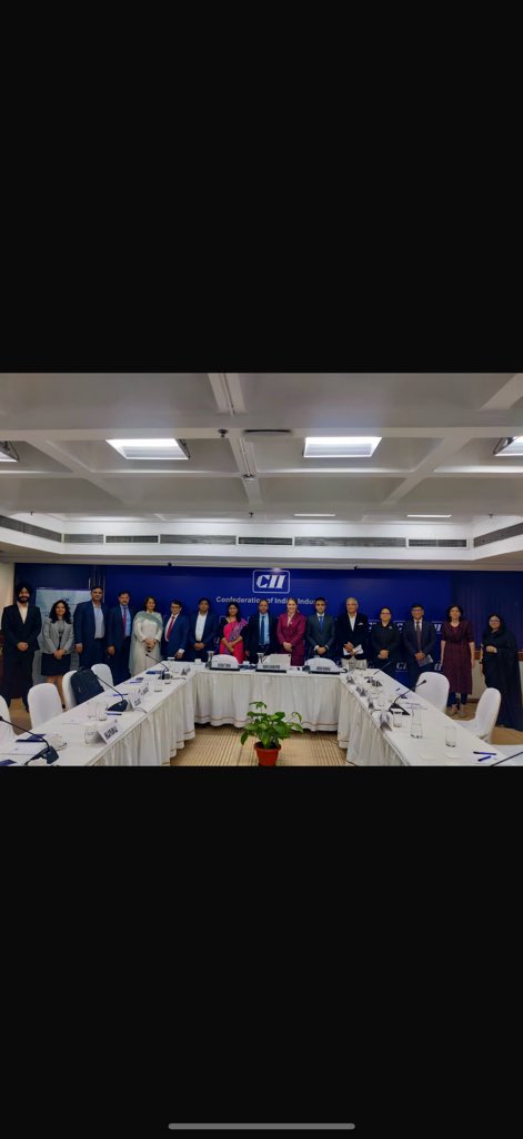 sudhir182's tweet image. Great breakfast meeting for 🇮🇳 🇦🇹 arbitration opportunities organised jointly by CII and Vienna international arbitral centre 🙌👏