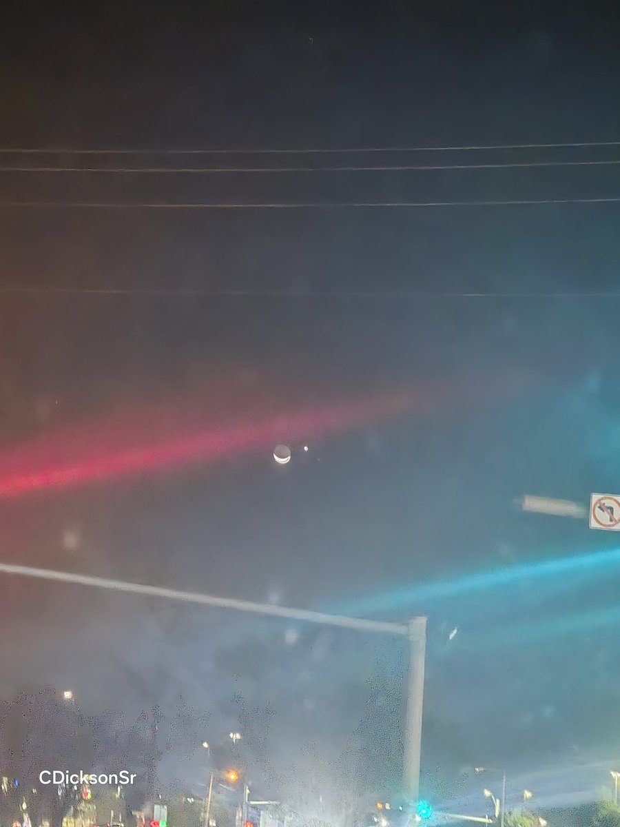 Normally not up this early but I witnessed our Creator at work....
Moon > Venus > Regulus