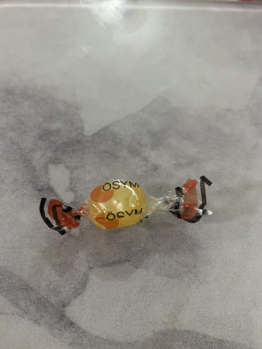 MehmetEmre0163's tweet photo. Çen buralara nerden geldin 🥹
Belki de ÖSYM şekerini kaldırmasaydı her şey daha kolay olurdu 😂🍬”
 #ösym https://t.co/vbQHYmNThx