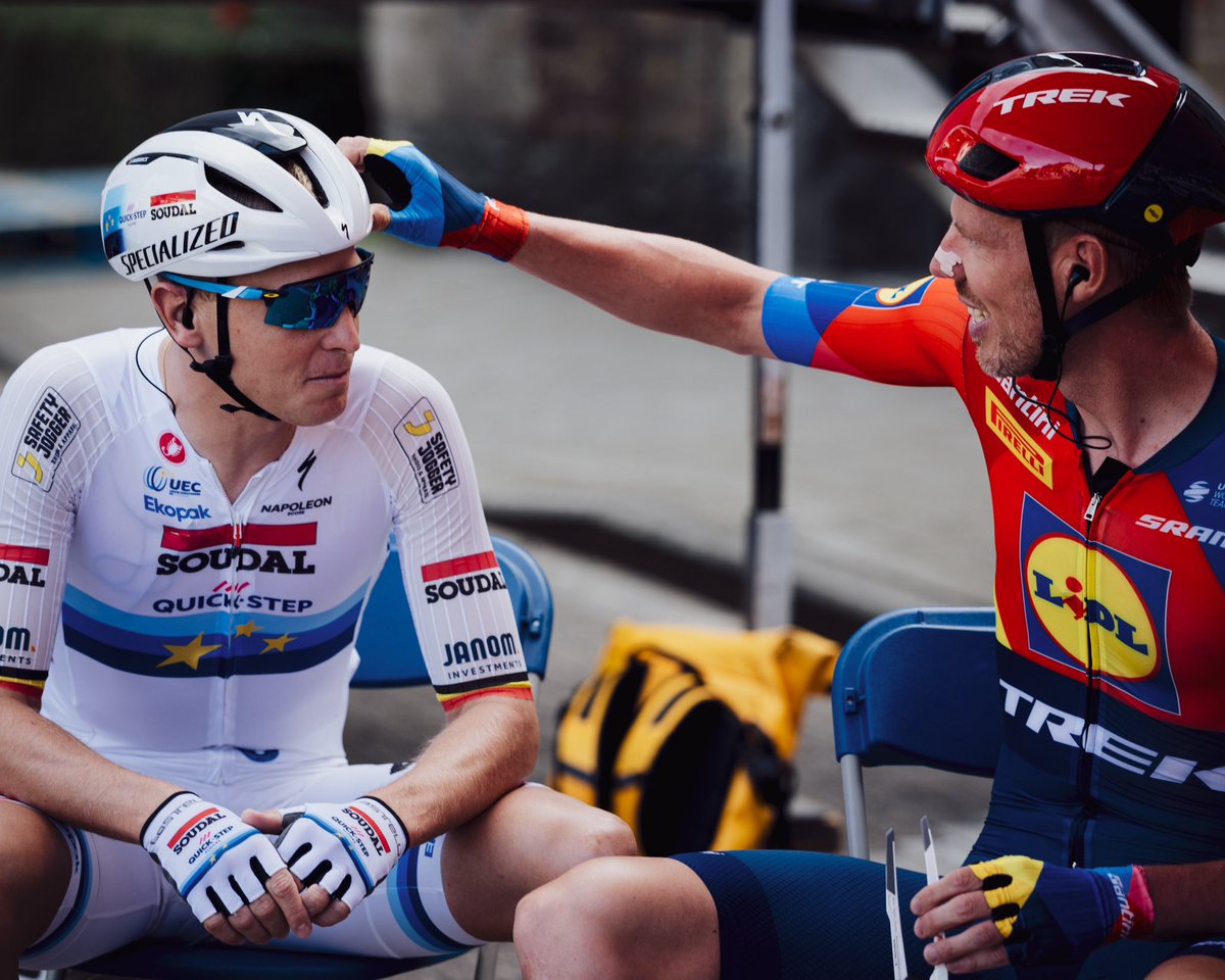 Tim &amp; Tim having some fun before the start of #KampioenschapvanVlaanderen 😃

Photo: <a href="/BeelWout/">Wout Beel</a>