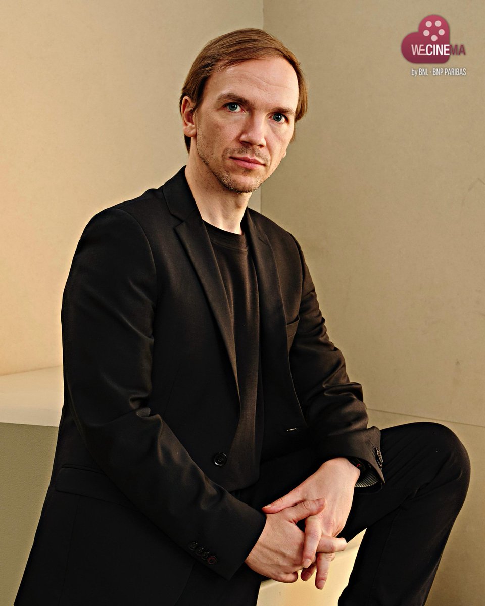 Uno dei principali cineasti polacchi alla Festa del Cinema di Roma. Jan Komasa presenterà nel Concorso Progressive Cinema "Good Boy" 💫

Il regista di "Corpus Christi", film candidato all'Oscar® per il Miglior Film Internazionale nel 2020, torna sul grande schermo con un thriller