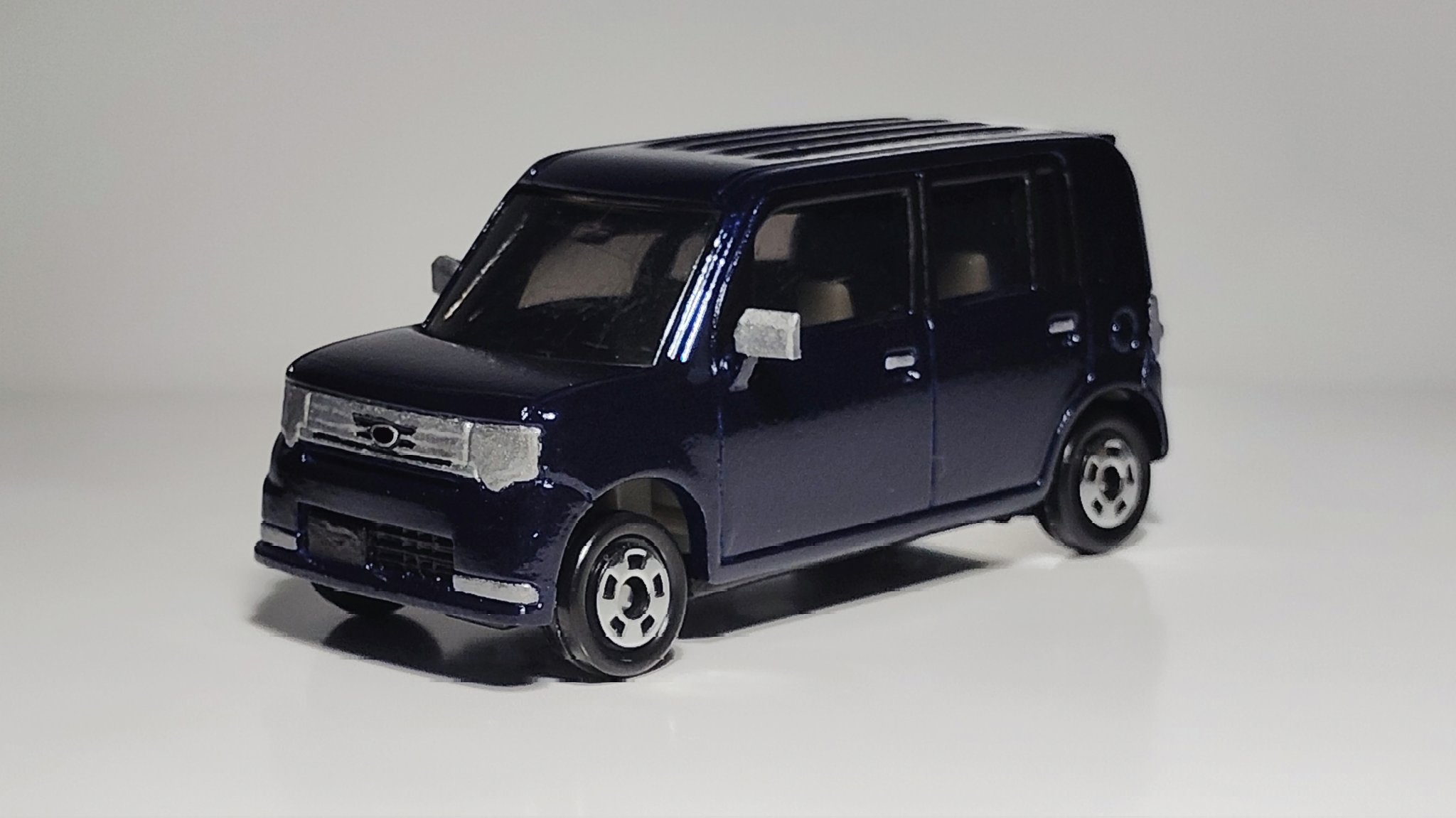 ★ ミニカー  カスタム します Amazon.co.jp: edonsa 1/64 カスタム ホイール ミニカー