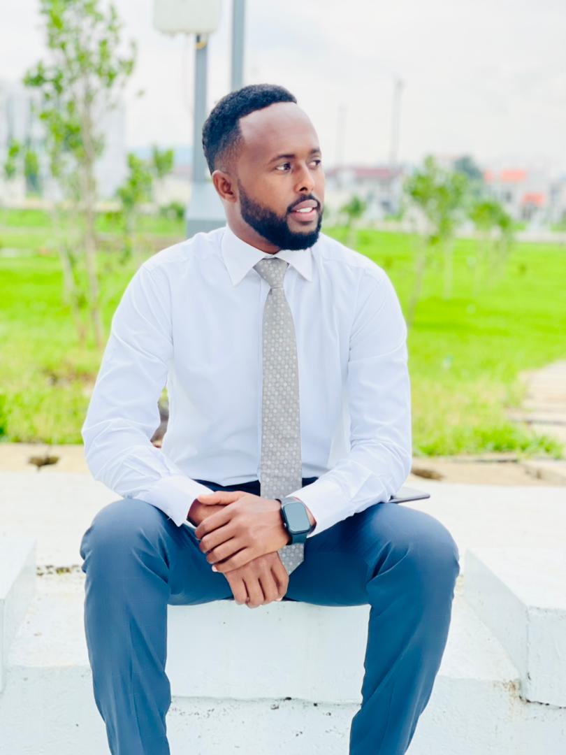 osman_omj's tweet image. By attending the World Green Economy Summit in the UAE, I hope to expand my professional network, explore innovative sustainability strategies, and contribute meaningfully to the global green economy agenda.✅️ @WGESummit