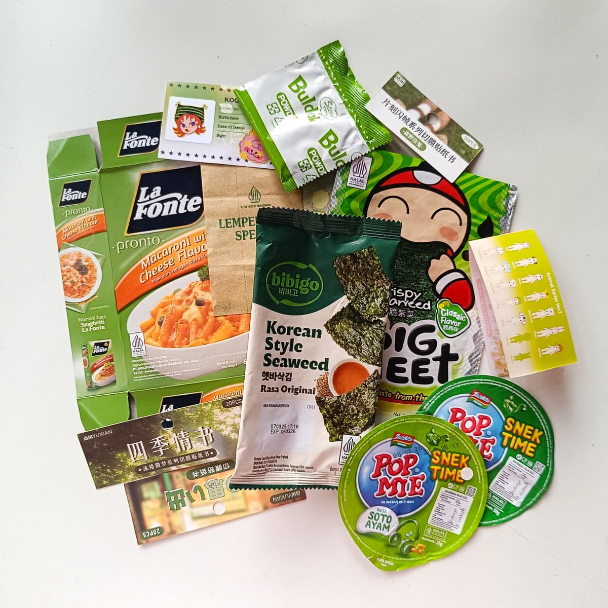 lhyeinthings's tweet image. ⠀⠀⠀⠀⠀ ( junk ) ⠀⠀⠀⠀      ⠀                ( journal )