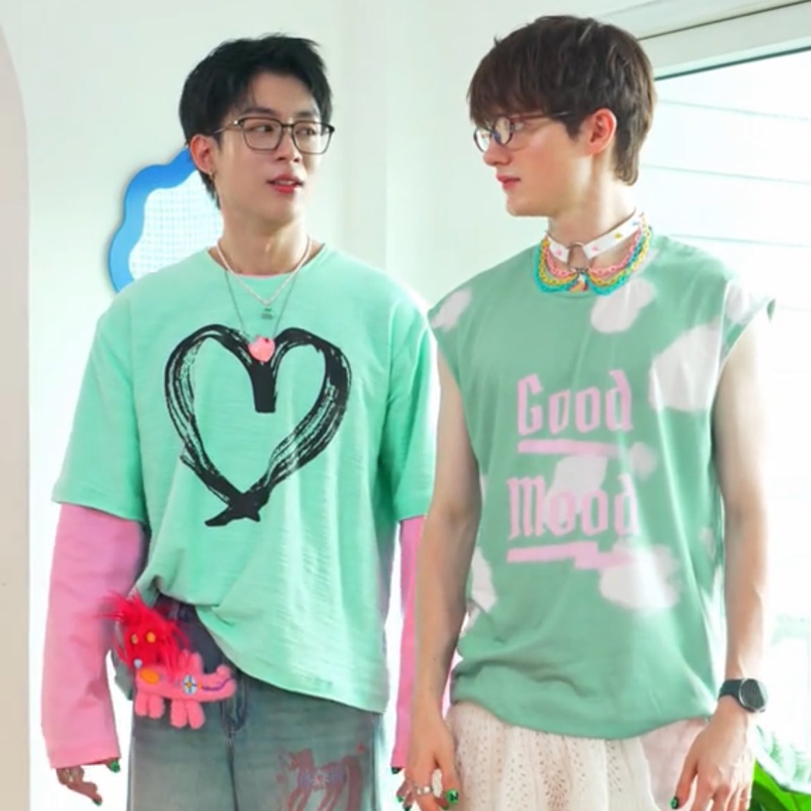 Justmyth_me's tweet photo. “เทอ” กับ “เทอออออ” มากๆ
รู้เลย ใครแพ้ทางใคร
ซักเรื่องไหม Good Enemies
#newleon
#นิวเล https://t.co/tdk8Ed2xpP