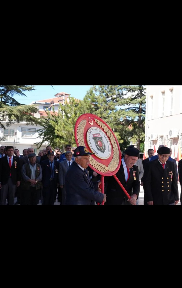 Kaymakam Ali ARIKAN, Belediye Başkanı Derviş AYNACI, Cumhuriyet Başsavcısı Ümit GÜNTÜRK, Gazilerimiz, Şehit Yakınlarımız ve İlçe Protokolüyle, 19 Eylül Gaziler Günü nedeniyle düzenlenen Programa katıldı.