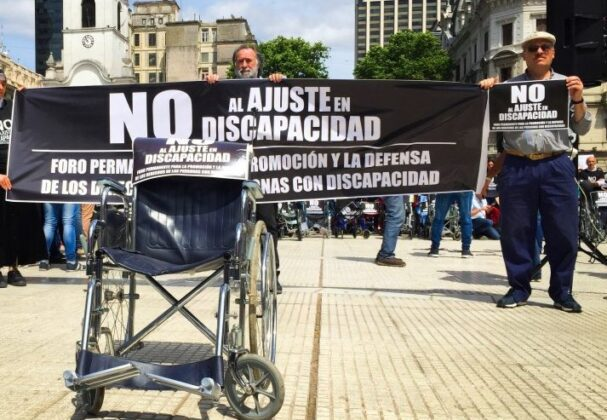 📌 Tras la denuncia de la <a href="/defensoriafsa/">Defensoria</a> nacional liberó las pensiones por discapacidad en Formosa, las cuales fueron suspendidas durante un mes. 

Ingresa, lee y enterate más 👇

tinyurl.com/2az7gpvc