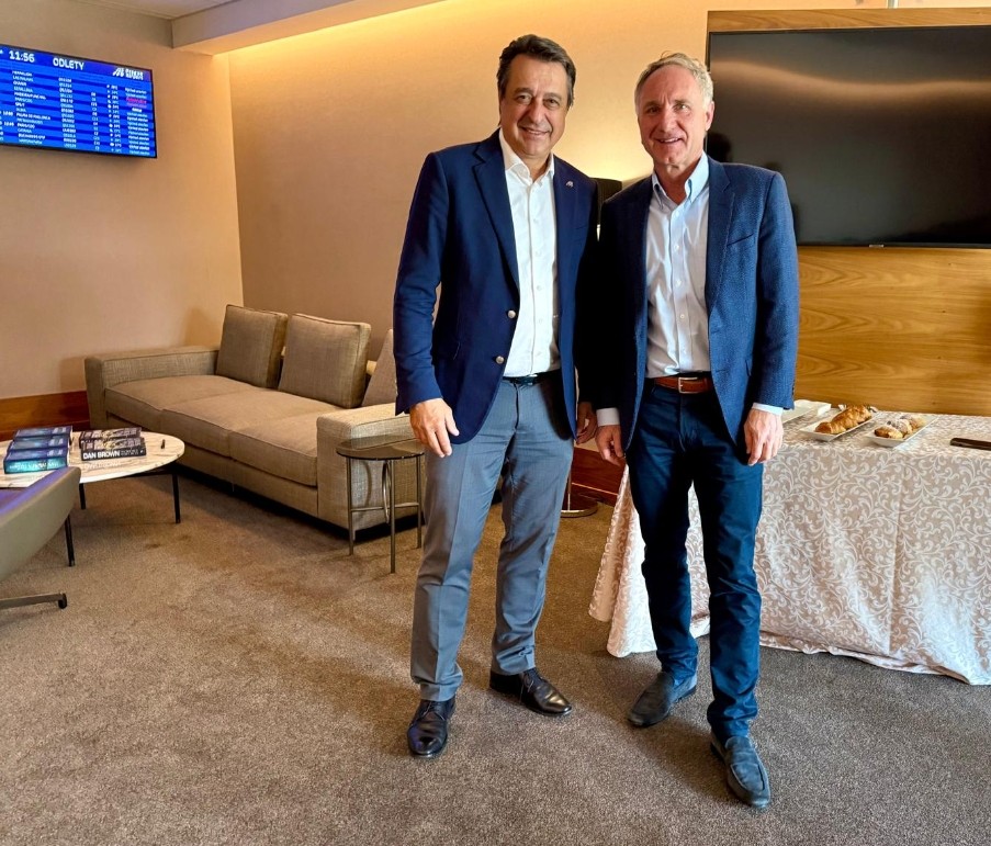 Jiri_Pos tweet media