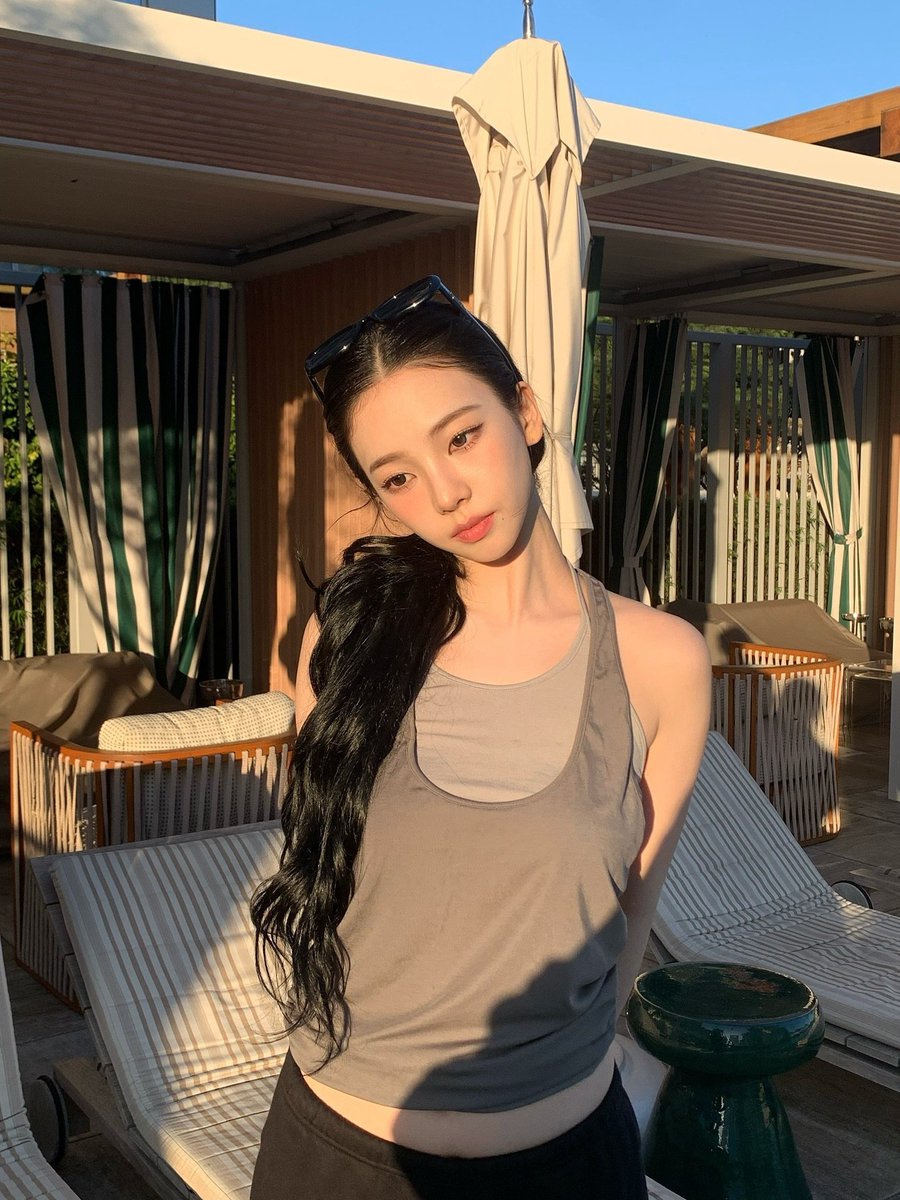 karinaspics's tweet image. katarinabluu instagram update