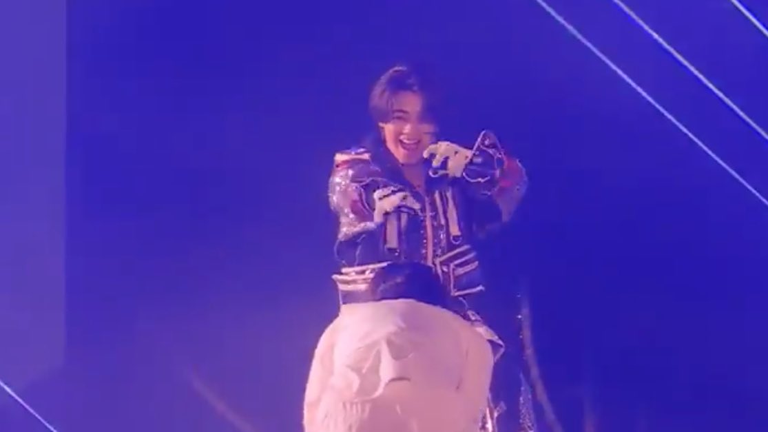 I MY ME MINE、ダンサーさんと目を合わせて楽しそうに踊る海人さんが溢れててすごくすごく好きだったんだよーーーーー😭😭見せてくれてありがとうございます😭😭😭😭😭