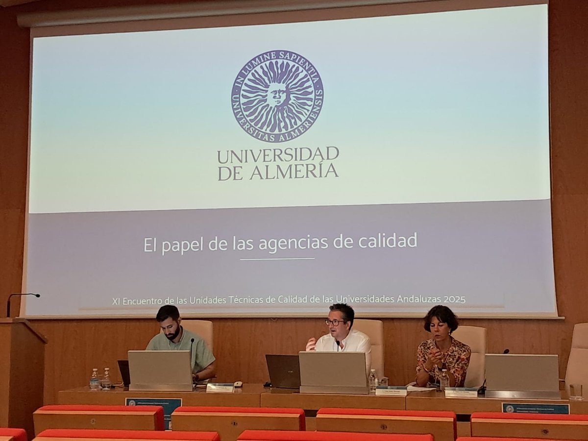 Calidad, Innovación Docente y Estudios Grado UGR tweet media