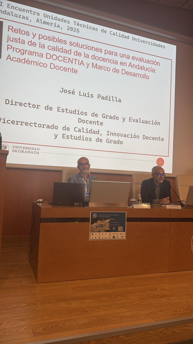 El equipo del Vicerrectorado participó en el XI Encuentro de Unidades Técnicas de Calidad, compartiendo soluciones para Docentia📚 y el desarrollo docente👨‍🏫

También se debatió el rol de las agencias de calidad 🏅 y se reforzaron redes de colaboración🤝
➡️ sites.google.com/ual.es/xi-encu…