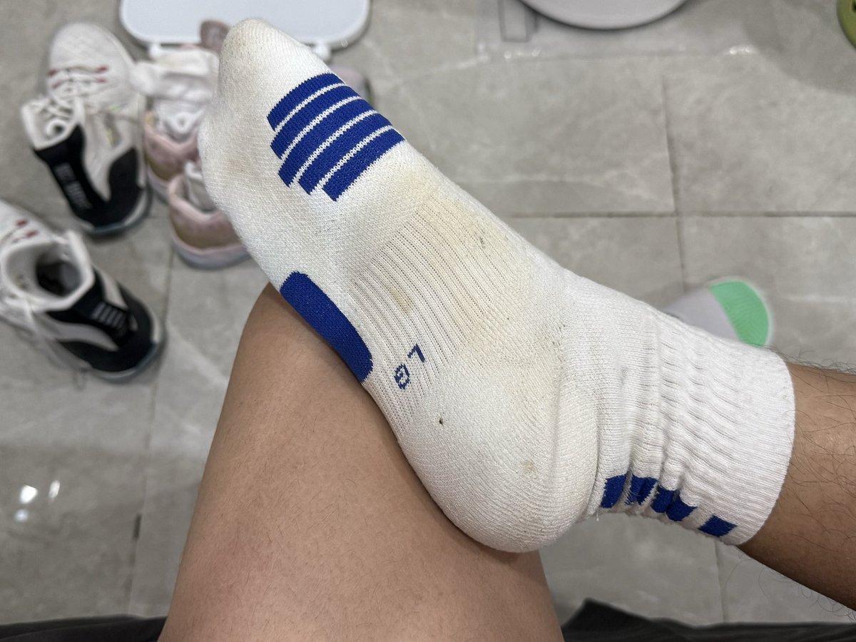 可奶可狼s tweet media