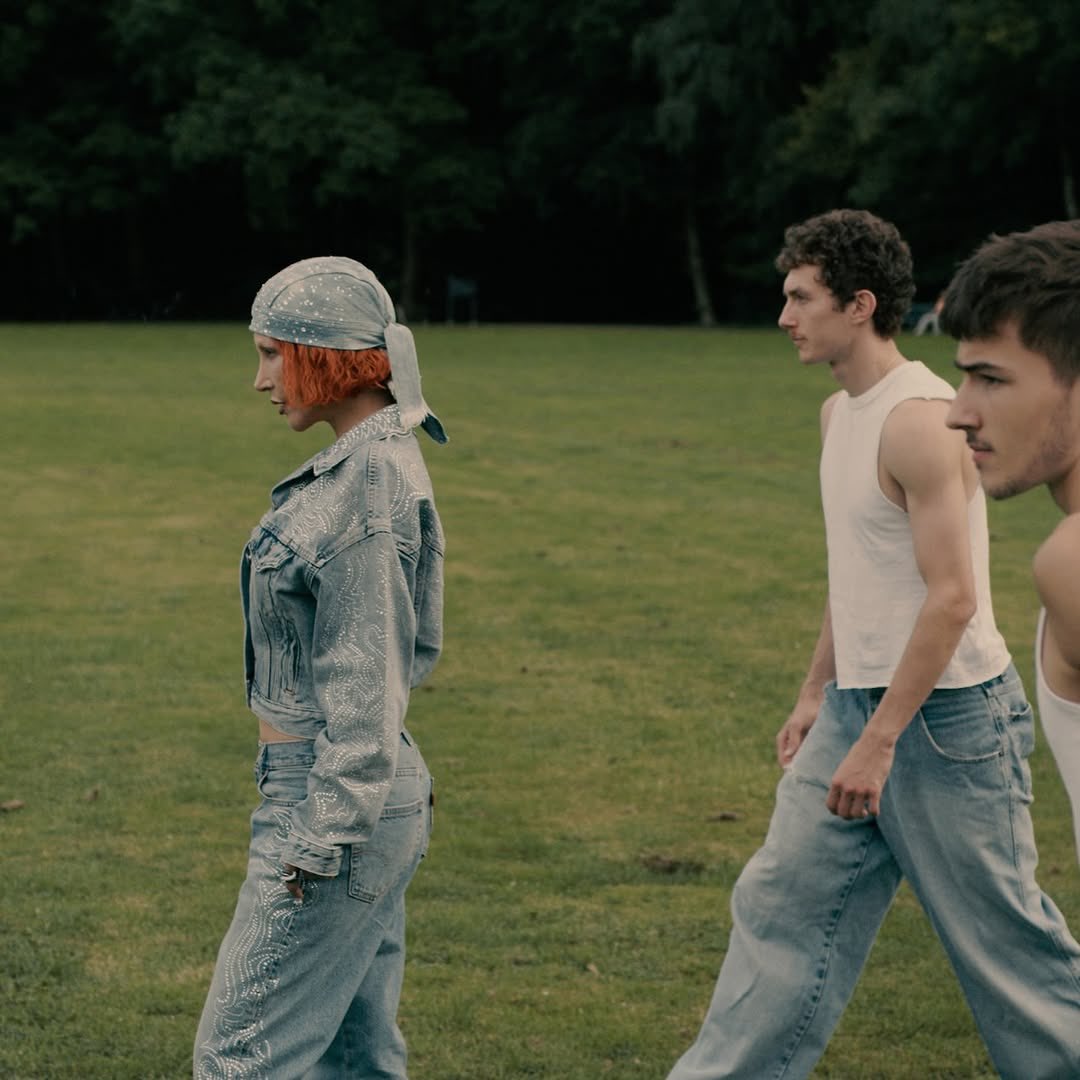 #handeyener #banane <a href="/handeyener/">Hande Yener</a>