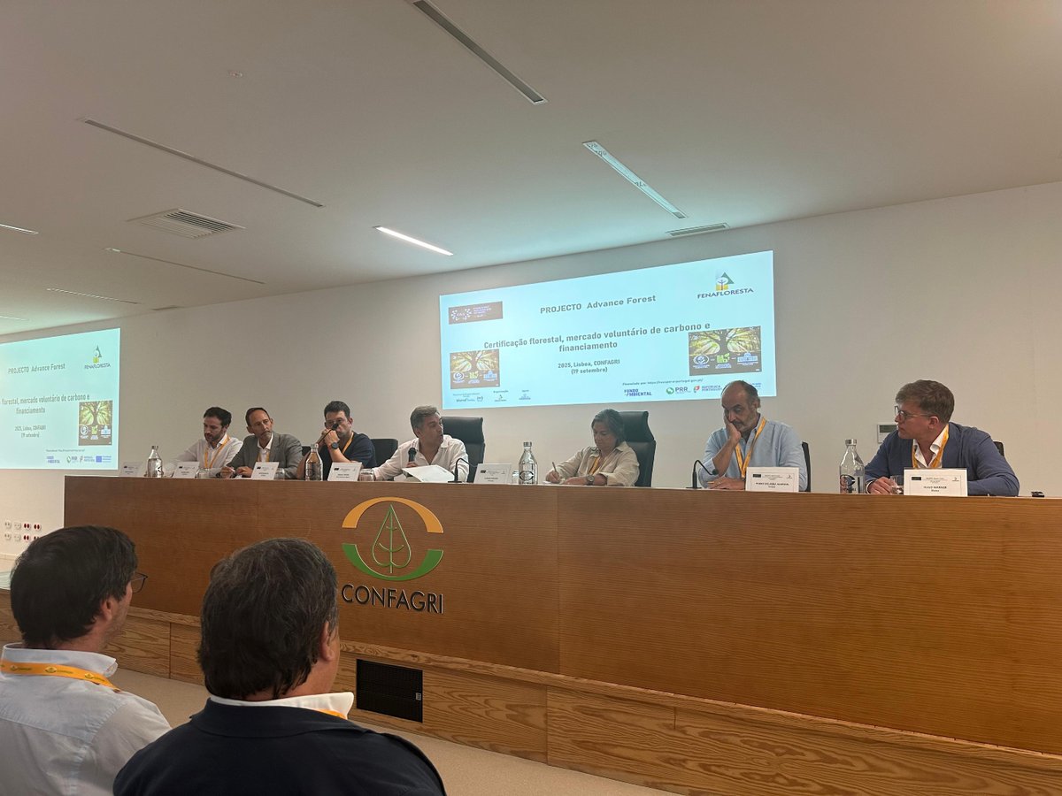 GrupoSylvestris's tweet image. 📢 Hoje, @Sylvestris_Atla com a #FENAFLORESTA discutimos como a certificação florestal e o mercado voluntário de carbono podem gerar rendimento justo para os proprietários.

#SembramosO2 #CompensamosCO2 #MotorVerde