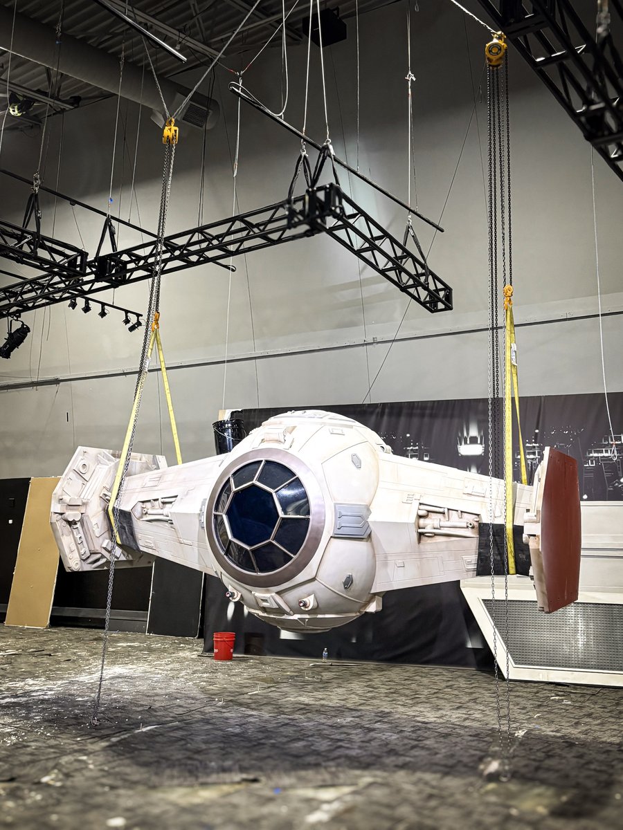 barnhartcrane's tweet image. 🛸Mission briefing: Dismantle X-Wing and TIE fighter without destroying. Status: Complete. Both handled with precision and care.
This is the way of Barnhart.
May the Force be with your next project...🫡
#MissionComplete #Barnhart #HeavyLifting