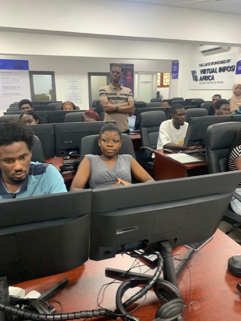glblcd's tweet image. Week 1 of Global Code UG and the students are already sparking big ideas!
This is just the beginning; it only gets better from here. 💡💻✨
#GlobalCode #UG #TechEducation