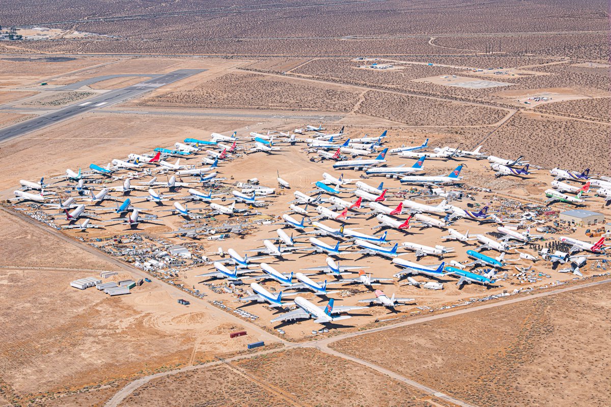 airwaysmagazine's tweet image. Spot the Boeing 747SP

📸 : Tommy Tian /Airways 

#lufthansa #boeing #avgeek