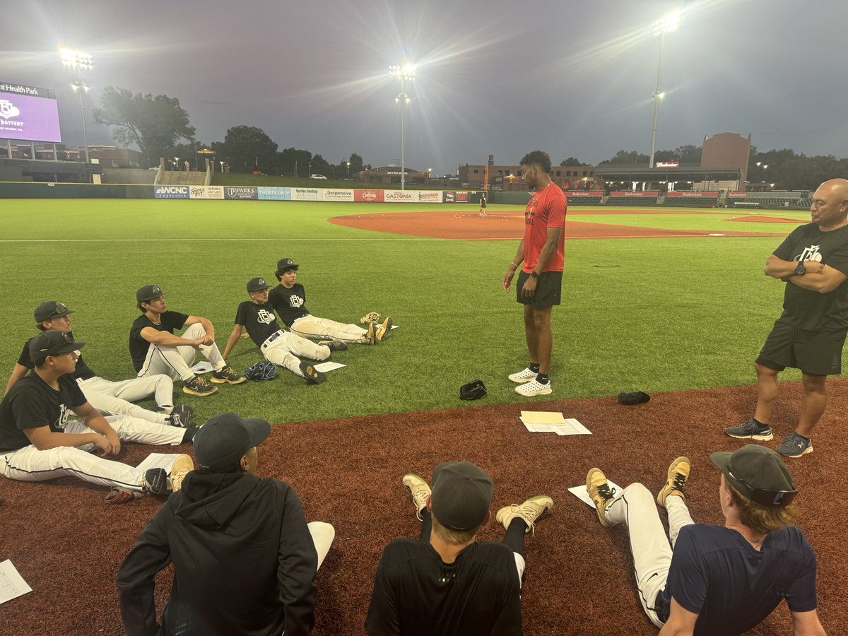MLittle0416 (@mlittle416) on Twitter photo Big thanks to <a href="/yeeric_yeee/">Eric De La Rosa ‼️</a> for stopping by <a href="/ThebatteryNC/">The Battery Training Academy</a> practice and talking with our HS team about life as a pro ball player, his experience from HS to college and the recruiting process, and what it takes mentally and physically to play every day. <a href="/GasGhostPeppers/">Gastonia Ghost Peppers</a> Big thanks to <a href="/yeeric_yeee/">Eric De La Rosa ‼️</a> for stopping by <a href="/ThebatteryNC/">The Battery Training Academy</a> practice and talking with our HS team about life as a pro ball player, his experience from HS to college and the recruiting process, and what it takes mentally and physically to play every day. <a href="/GasGhostPeppers/">Gastonia Ghost Peppers</a>