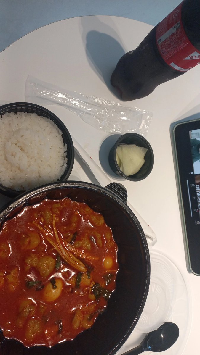 fuchu2_613's tweet photo. 스트레스 받으니까 다들 저의 섹시푸드를 보고 가십시오 https://t.co/ffuojCDnja