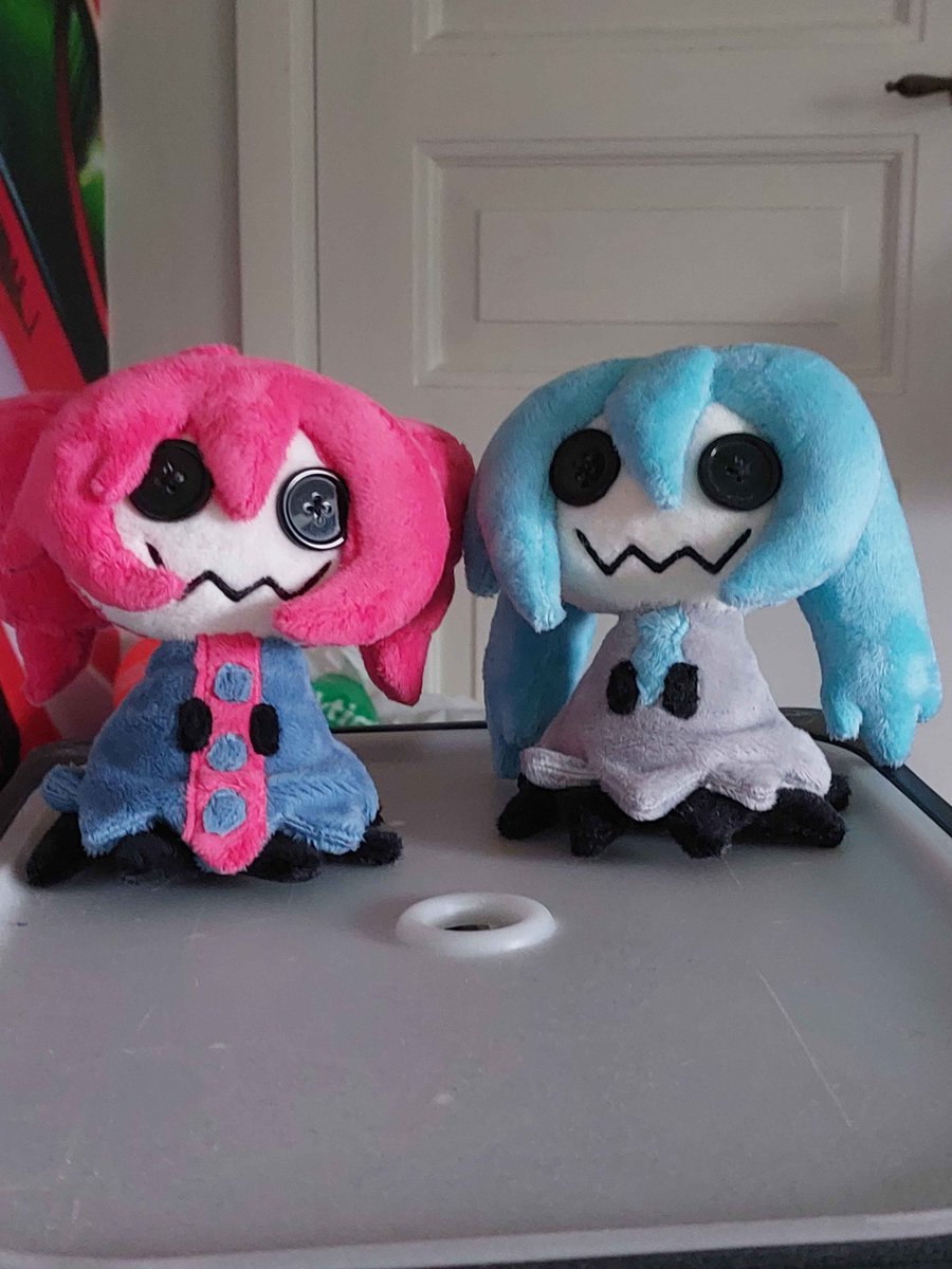ExactPluto's tweet image. got my teto plush from @HazelOddities i love it and the miku i got in july \o/