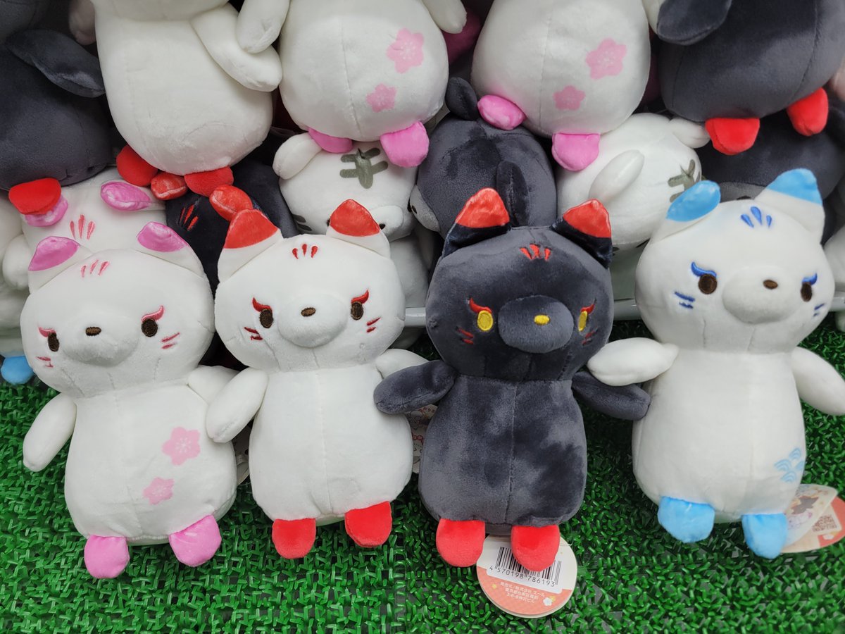 🦊プライズ情報🦊

『こわくないね　妖狐日和』今回は１Fにて絶賛展開中です！
『こわくないね　でゅえっと』も一緒です❣

ご来店お待ちしております！

＃こわくないね　＃亀有