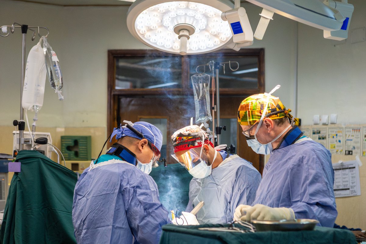 CUREethiopia's tweet photo. This week, @CUREethiopia has the privilege of hosting visiting Spine Surgeon Dr. Wai Yoon again. 
Dr. Yoon returned after visiting in July of this year.
Together with the CURE Ethiopia spine surgery team, he is performing spine surgeries on children suffering from scoliosis. https://t.co/jqvMvFvngO